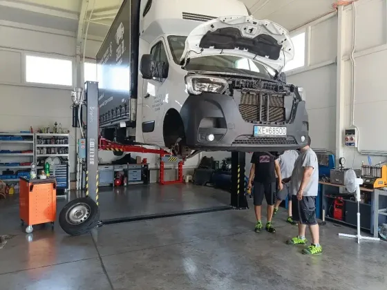 3H Slovakia s.r.o. - repas autodielov - foto 1